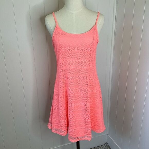No Comment Womens Size Medium Skaters Mini Dress Coral Lace Overlay Lined - Picture 1 of 16